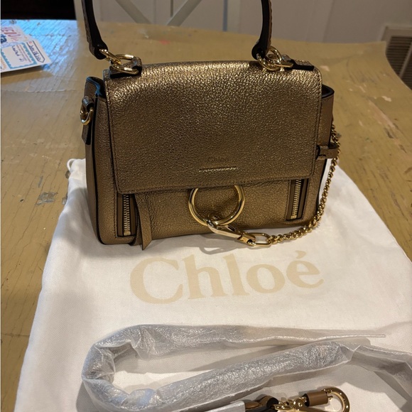 Chloe Leather Women's Bag - Picture 2 of 4
